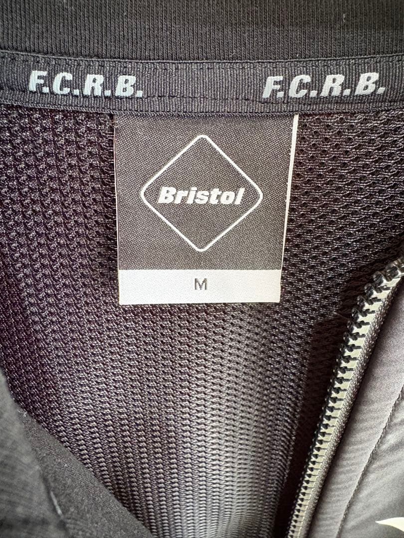 Bristol 星柄 フード付きパーカー ソフ