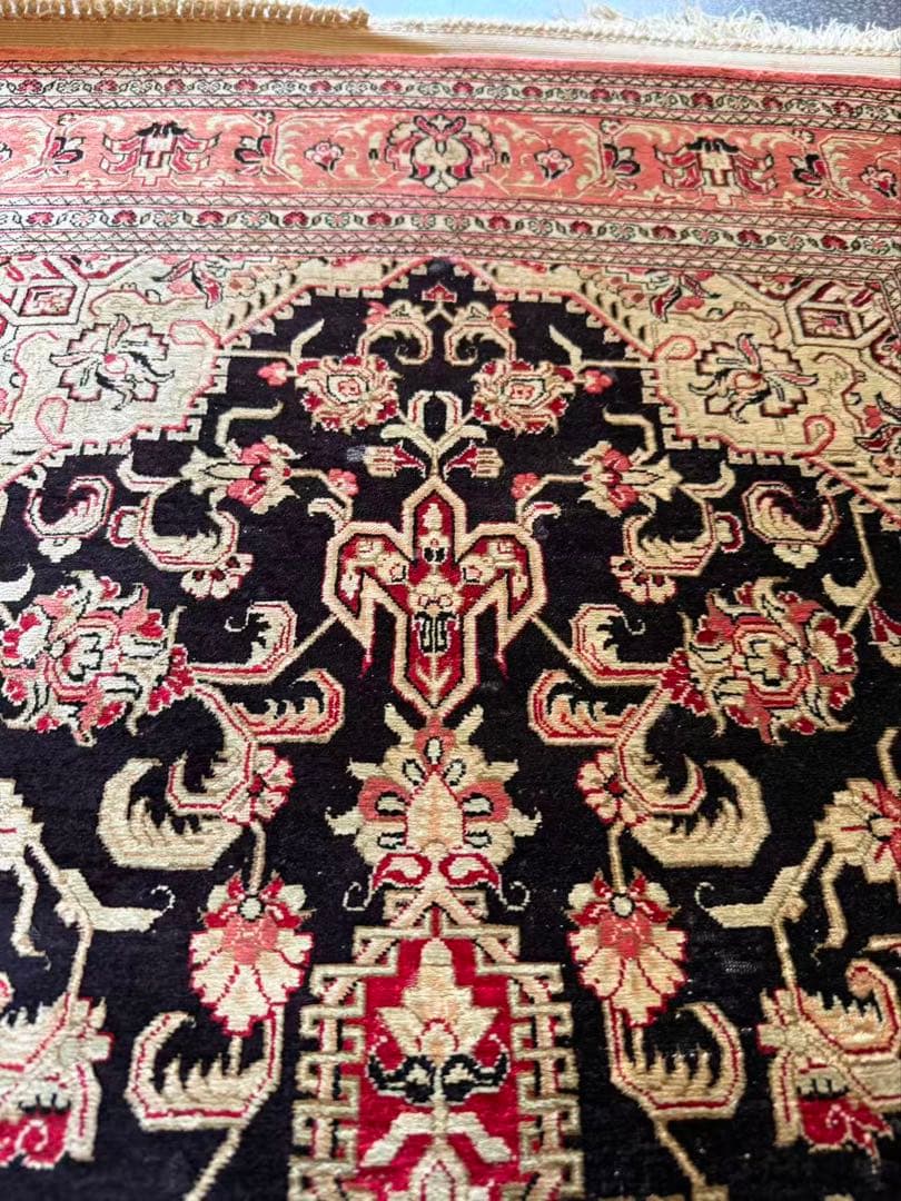 DT515 ペルシャ絨毯 クム イラン 125×73cm シルク 絹100%