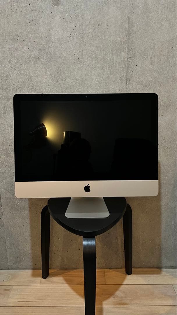 Apple iMac 21.5インチ 4K／キーボード・マウス付属 元箱付き
