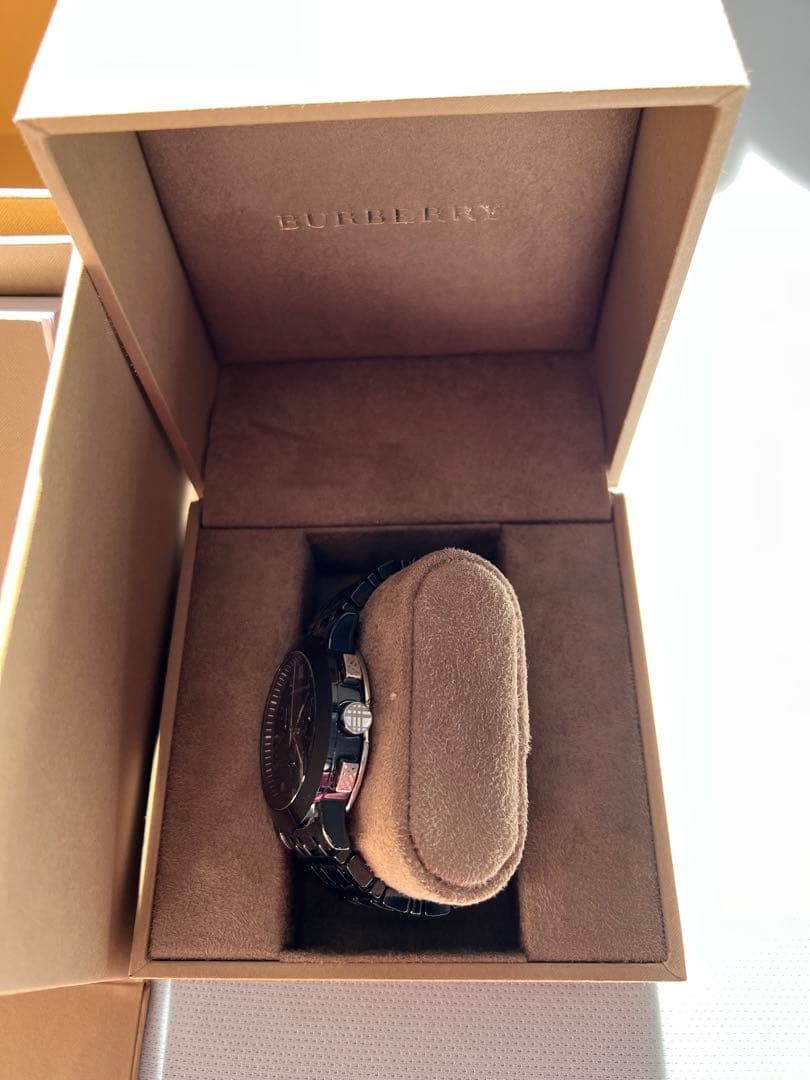 BURBERRY クロノグラフ 時計 ブラック