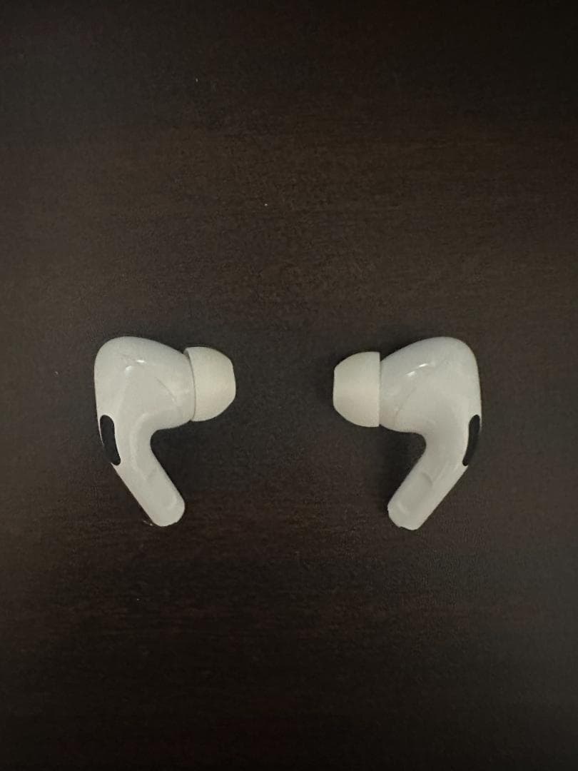 【美品】AirPods Pro 第1世代　ワイヤレス充電ケース・ケーブル・箱付き