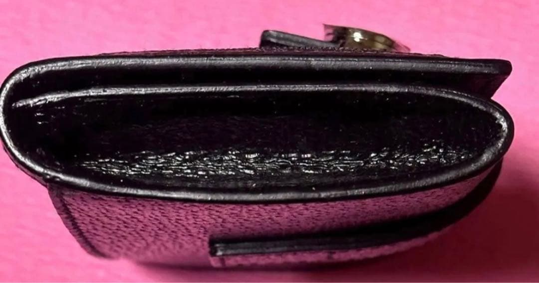 【近日削除】GUCCI 黒 定期 パスケース カードケース 名刺入れ ジャンク品