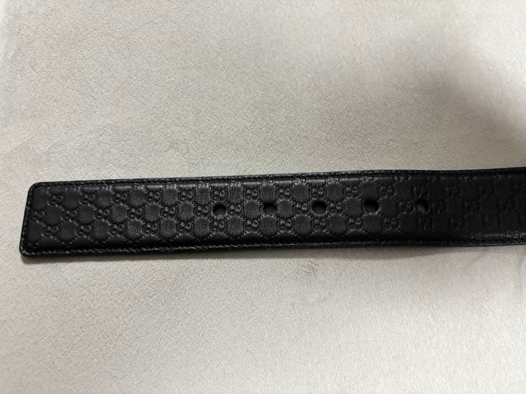 GUCCI ブラックレザー ベルト