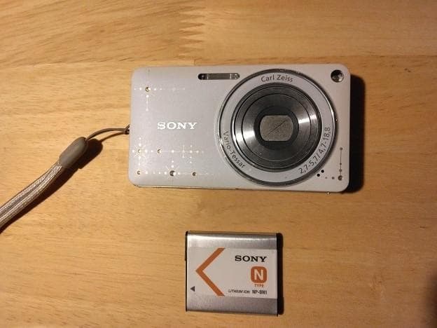 美品 ソニーサイバーショット SONY Cyber-shot DSC-W350D