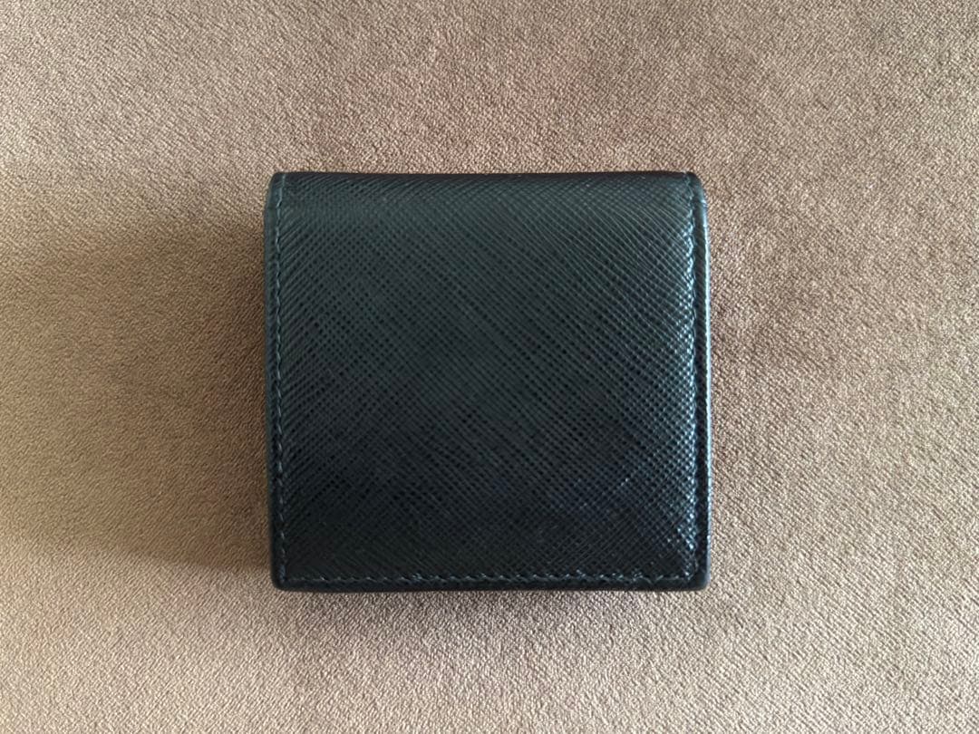 【ねこ】PRADA プラダケース サフィアーノトライアングル 小銭入