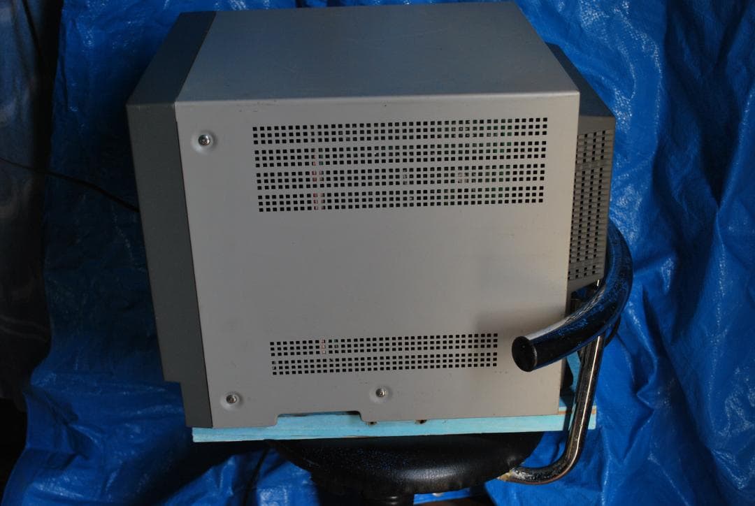 ソニー業務用カラーモニターPVM-14M1jジャンク品の出品です。