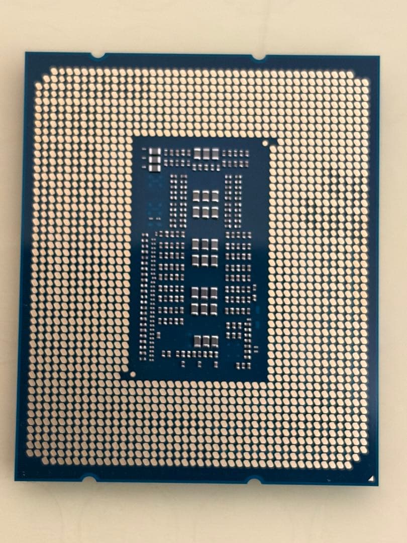 ジャンク Intel i7-13700Kとメモリ16G×2枚