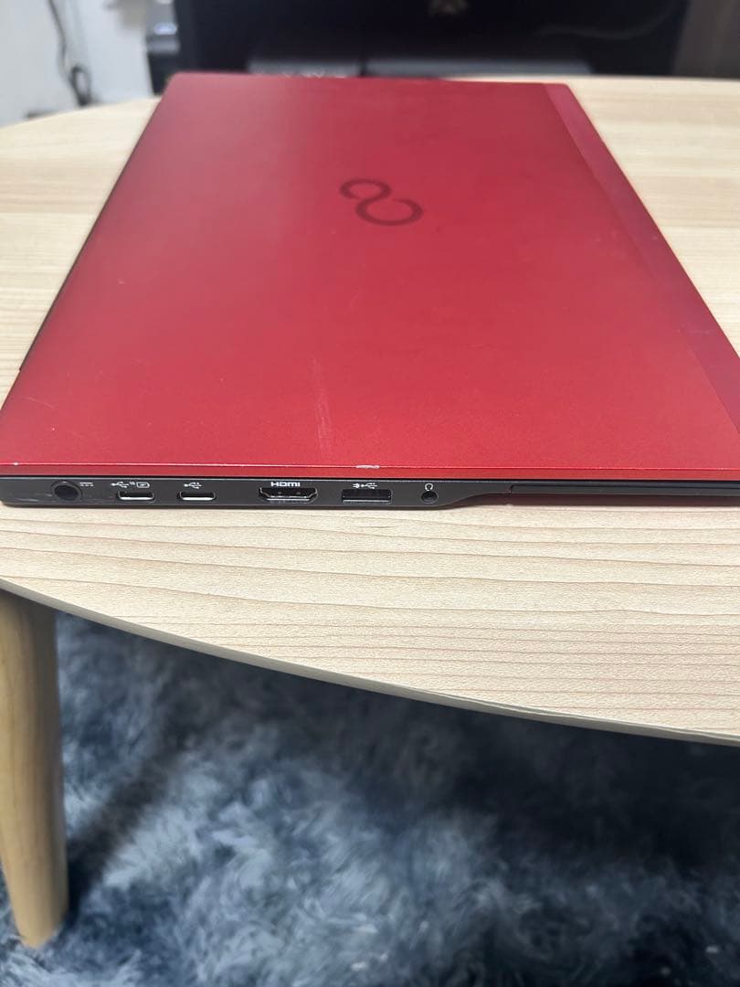 軽量薄型☆富士通 U939 Core i5-8365U 4GB SSD128