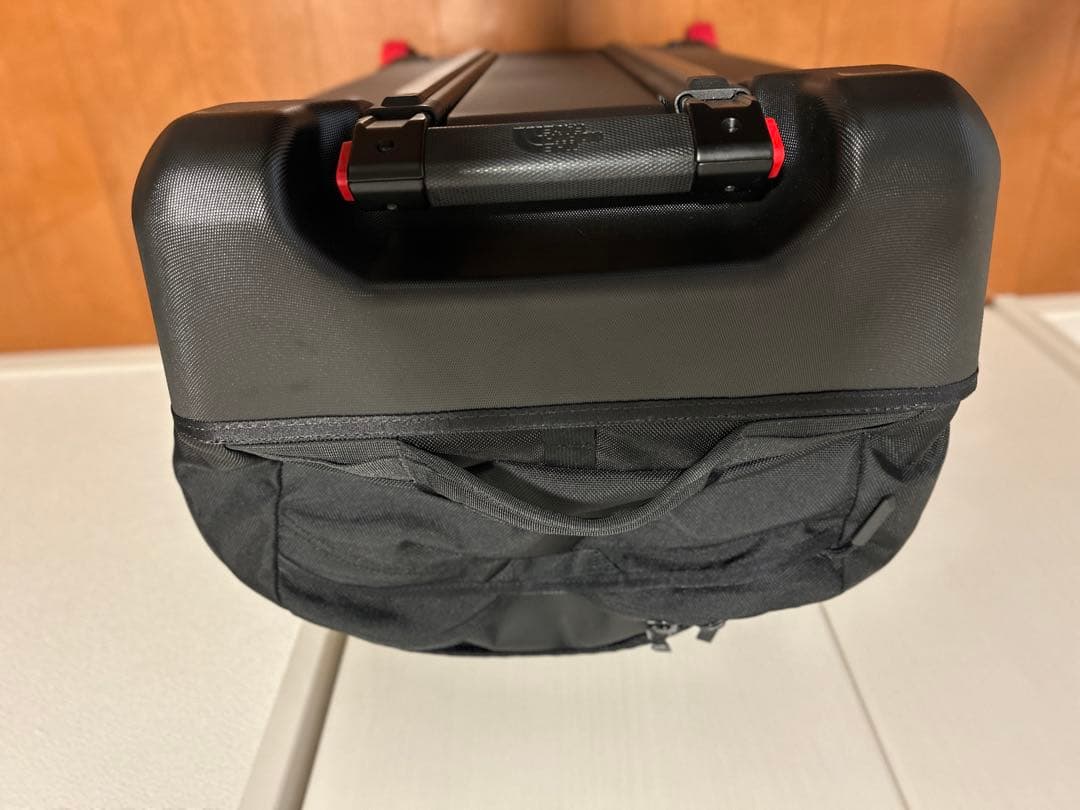 くまTHE NORTH FACE ローリングサンダー30インチ