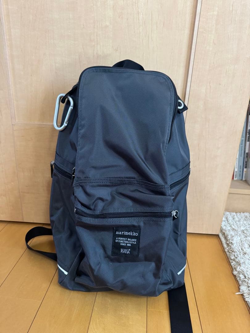 【新品未使用】marimekko バックパック Buddy ダークグレー