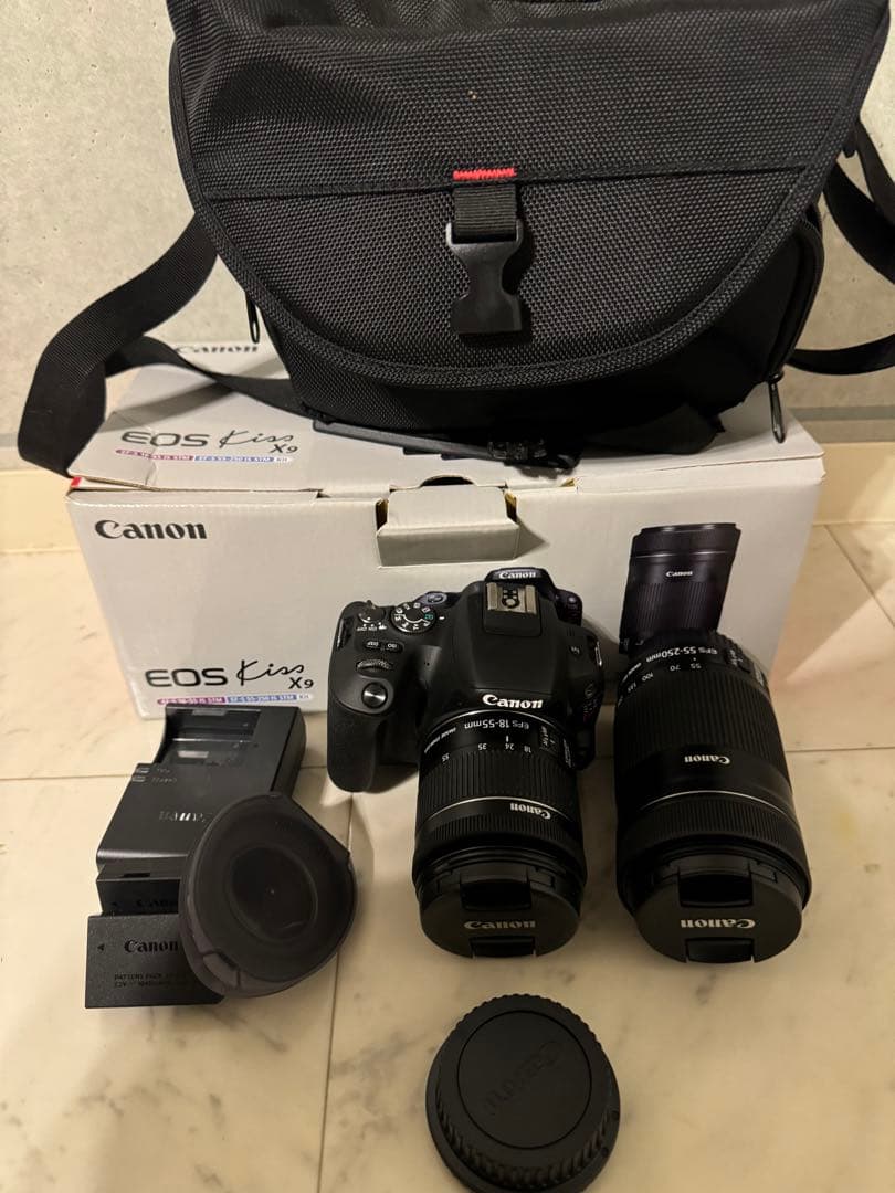 Canon EOS Kiss X9 ダブルレンズセット