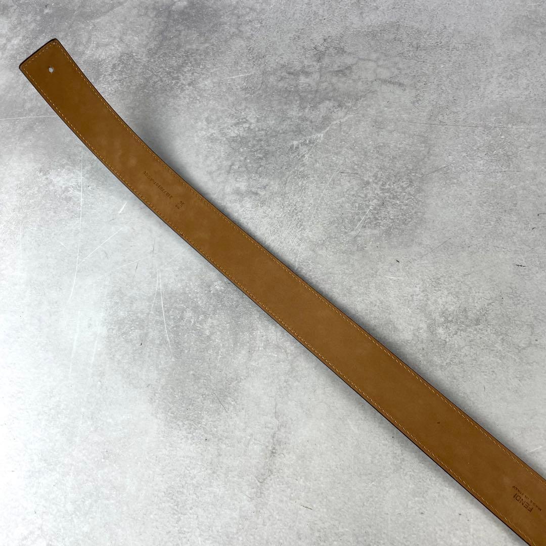 未使用✨ フェンディ FENDI ベルト ズッカ柄 エンボス レザー ネイビー