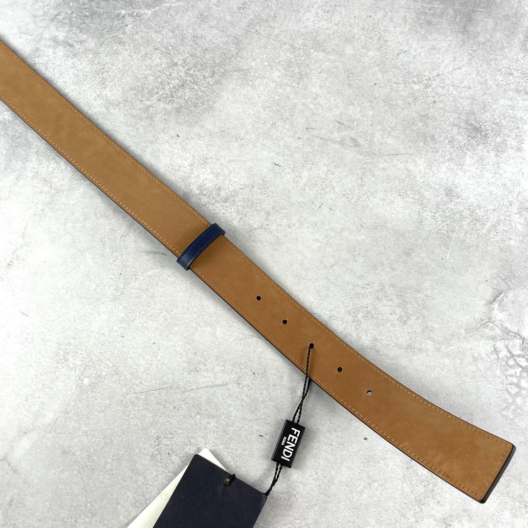 未使用✨ フェンディ FENDI ベルト ズッカ柄 エンボス レザー ネイビー