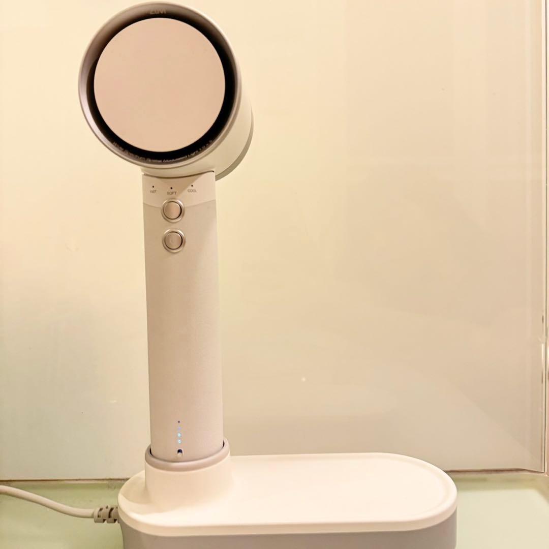zuvi HA100 コードレスドライヤー