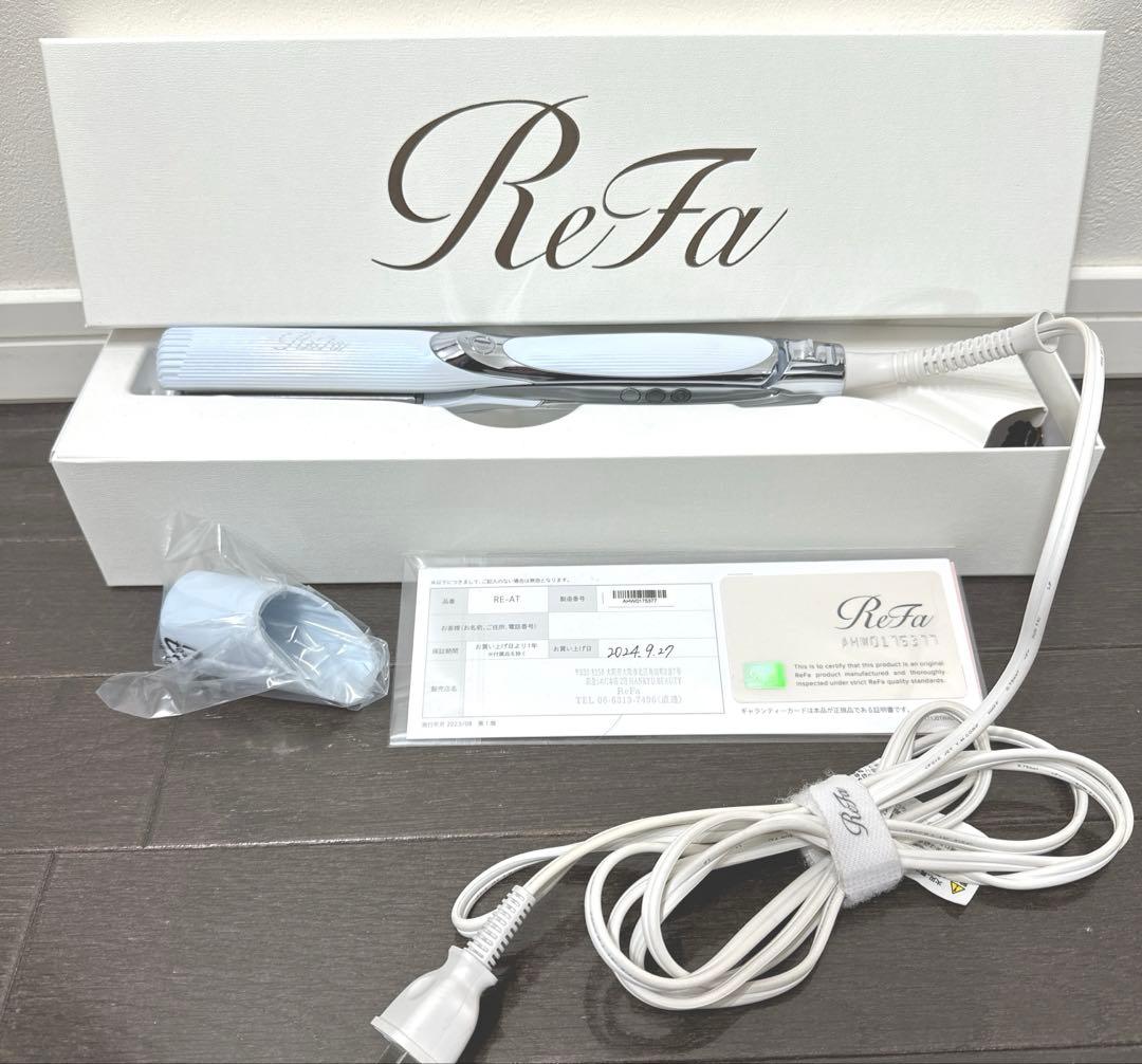 ReFaホワイトカラー　ストレートヘアアイロン