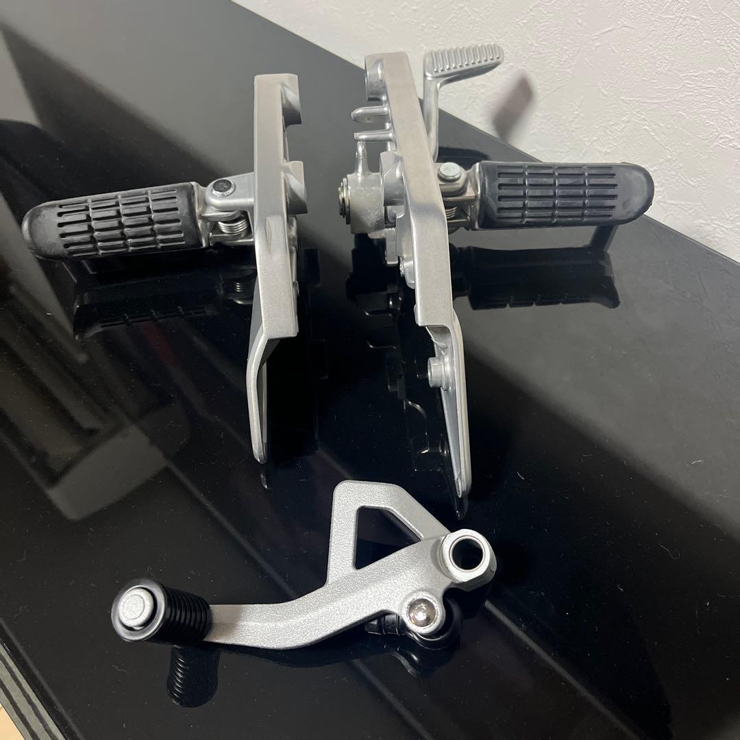 CB1300SC54 ホンダ純正ステップ左右ボルト他新車外し美品cb1300