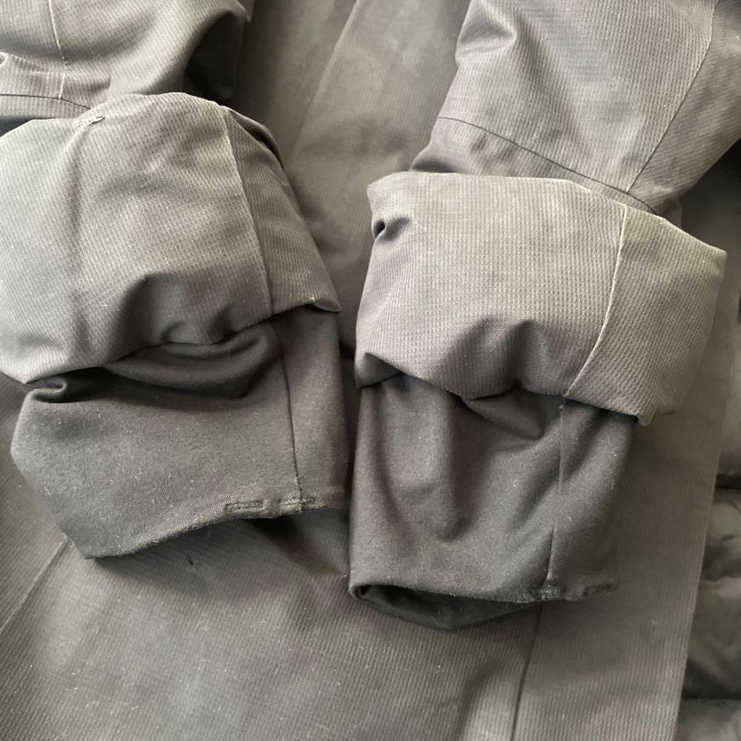 ✨【ARC'TERYX 】フード付きダウンジャケット M ブラック