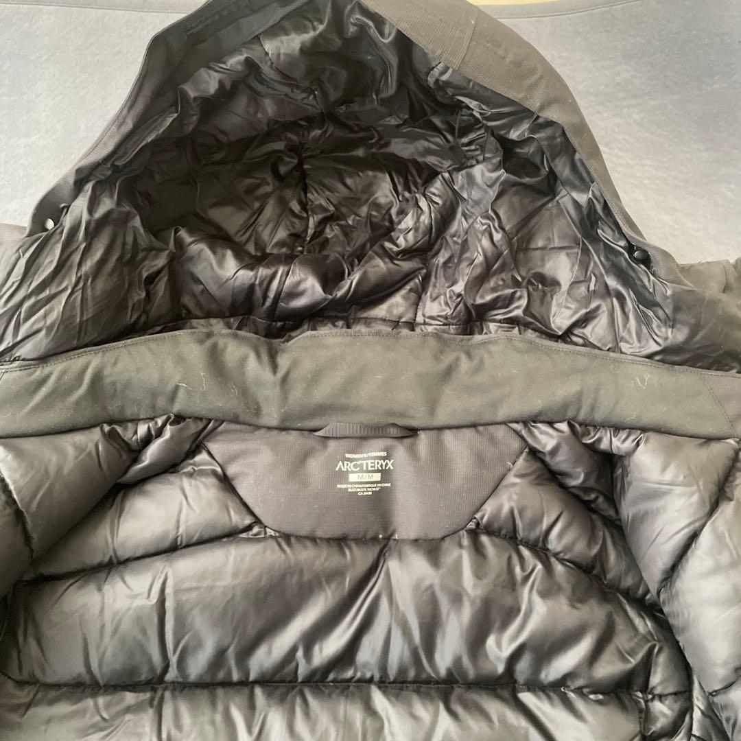 ✨【ARC'TERYX 】フード付きダウンジャケット M ブラック