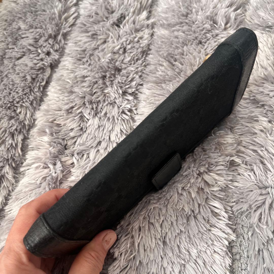 グッチ　GGキャンバス　長財布　ロゴ金具　ブラック　レザー　メンズ