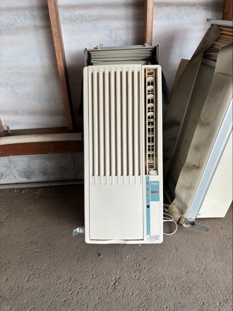 窓用エアコン 冷暖房両用 ホワイト　2つセット‼️