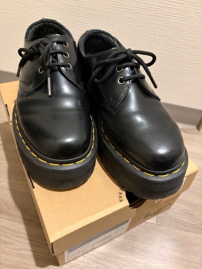 Dr. Martensドクターマーチン 1461 QUAD 3ホール 25センチ