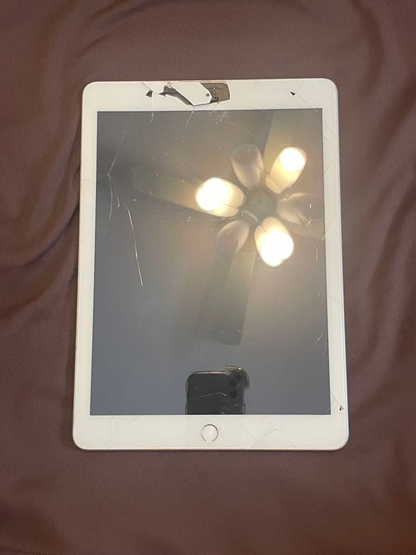 iPad 第6世代　ジャンク