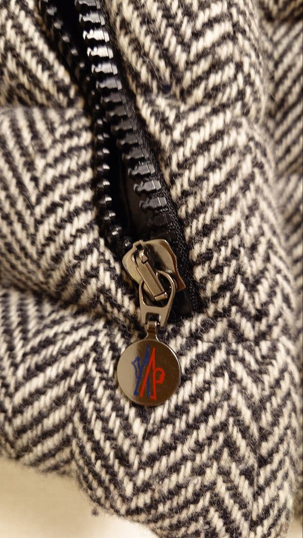 ◆あゆちゃん◆モンクレール　ダウン