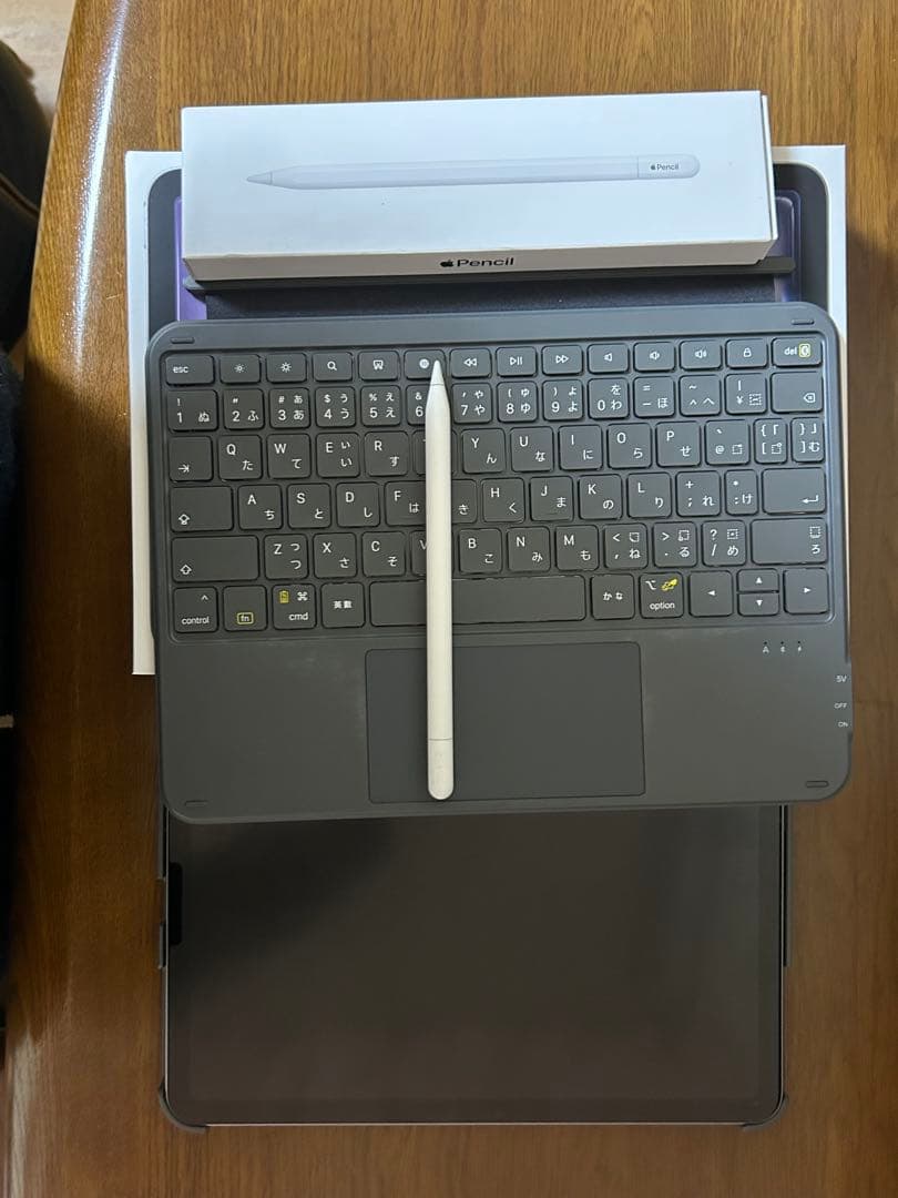 iPad Air 、Apple Pencil、キーボードセット