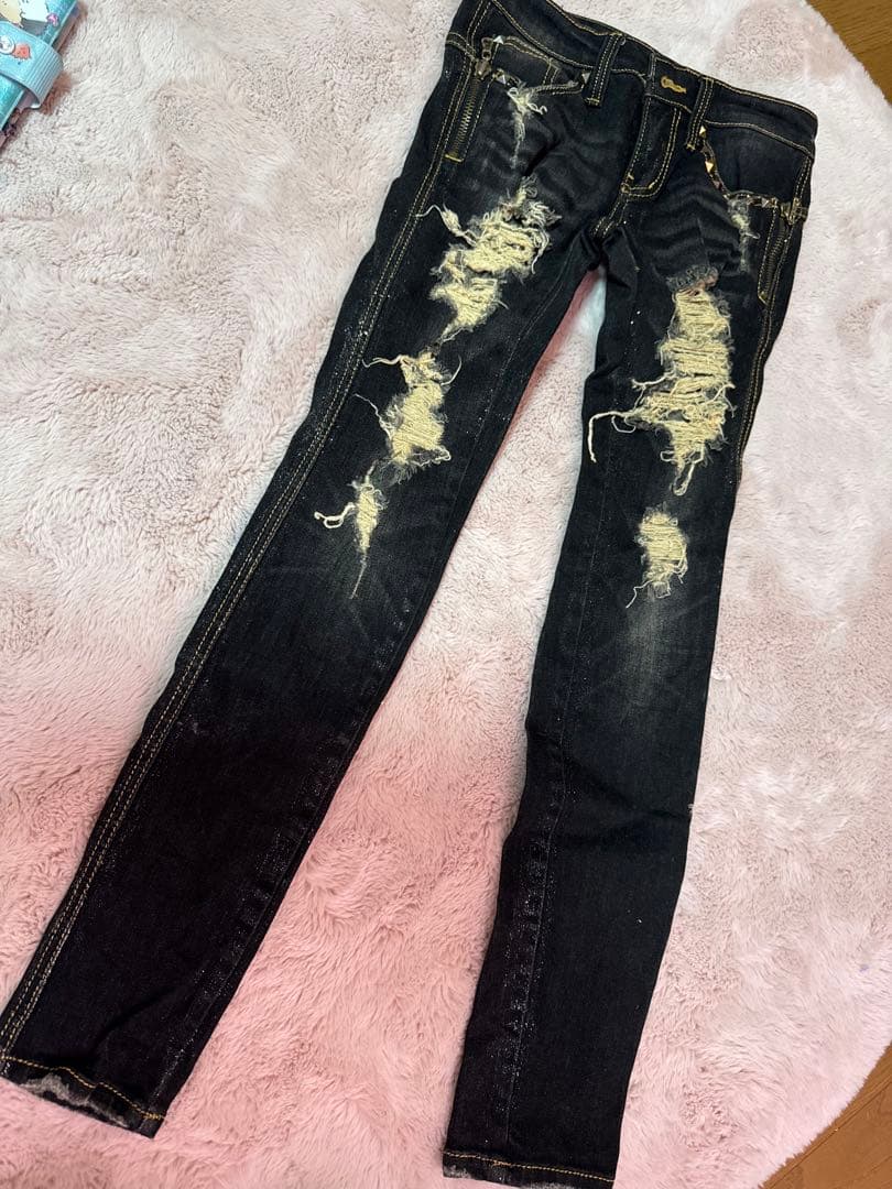 旧d.i.a ダメージスキニーデニム　25インチ