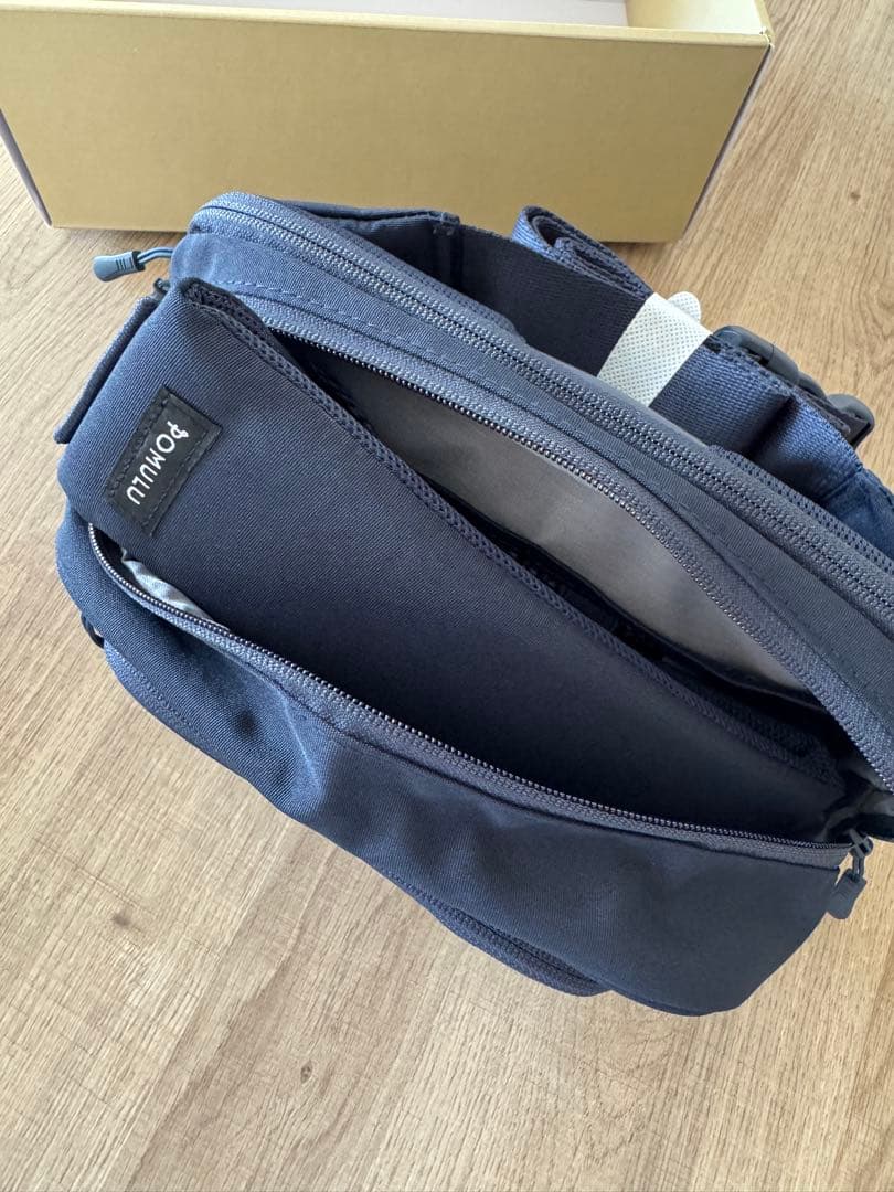 POMULU 2WAY HIPSEAT ネイビー