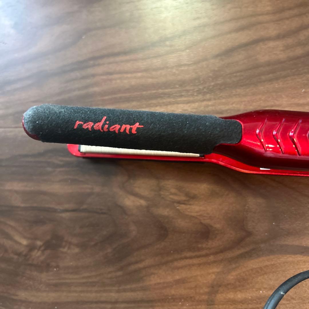 radiant ラディアント　ヘアアイロン レッド