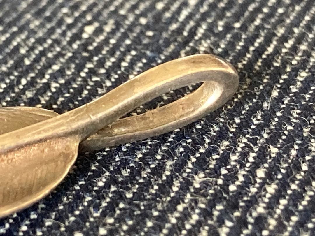 プレーンSV特大フェザー　オールドバチカン　左向き　ゴローズ