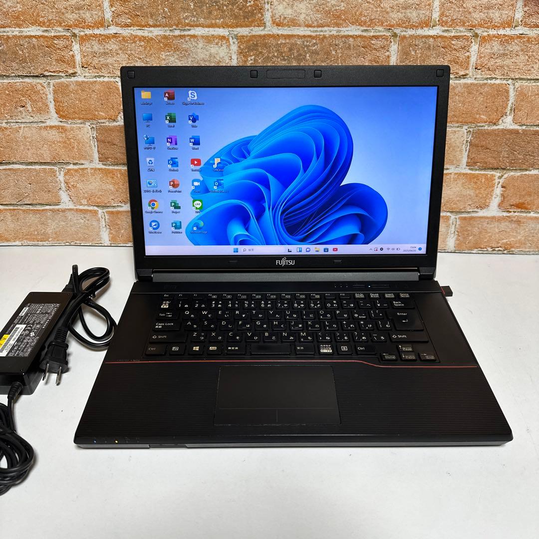 富士通 LIFEBOOK ノートPC Windows 11 オフィス2024年