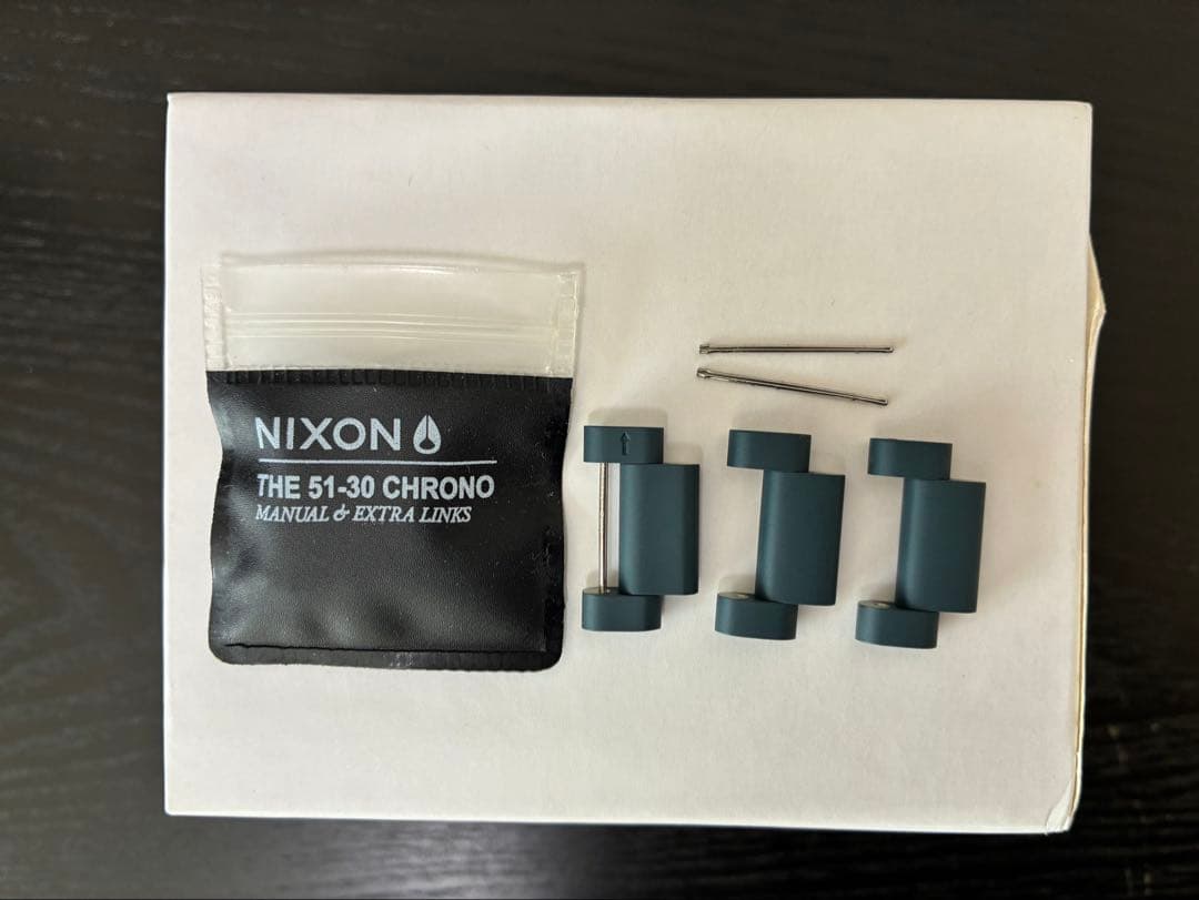 【希少】NIXON 51-30 CHRONO GUNSHIP A083-690