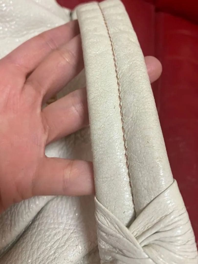 PRADA ホワイトレザー　ワンショルダーバッグ　プラダ