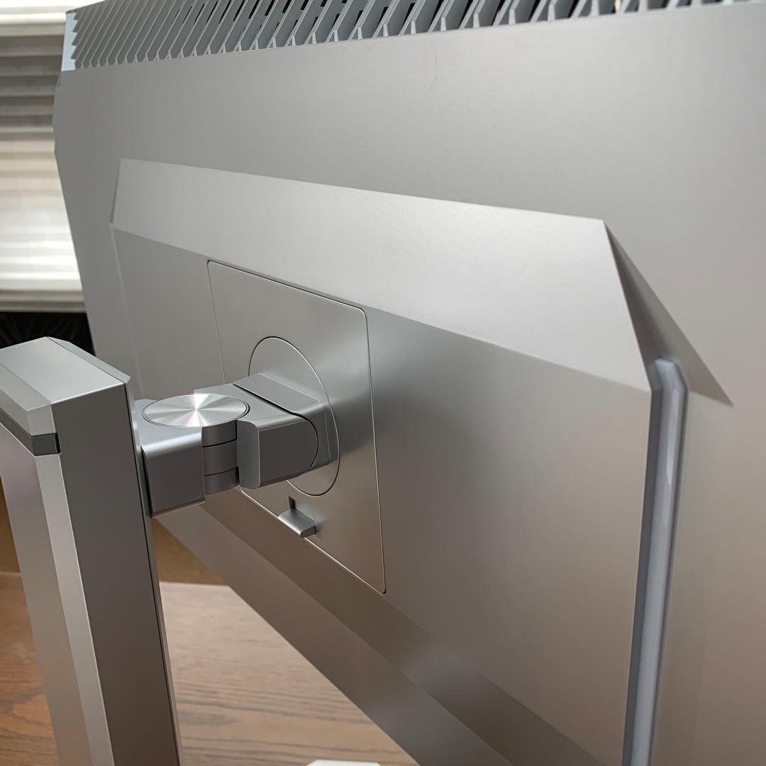 INNOCN 27M2V 4K ゲーミングモニター【超美品】