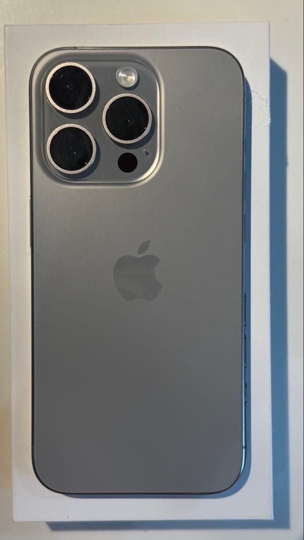 It iPhone 15 Pro 512GB ジャンク品