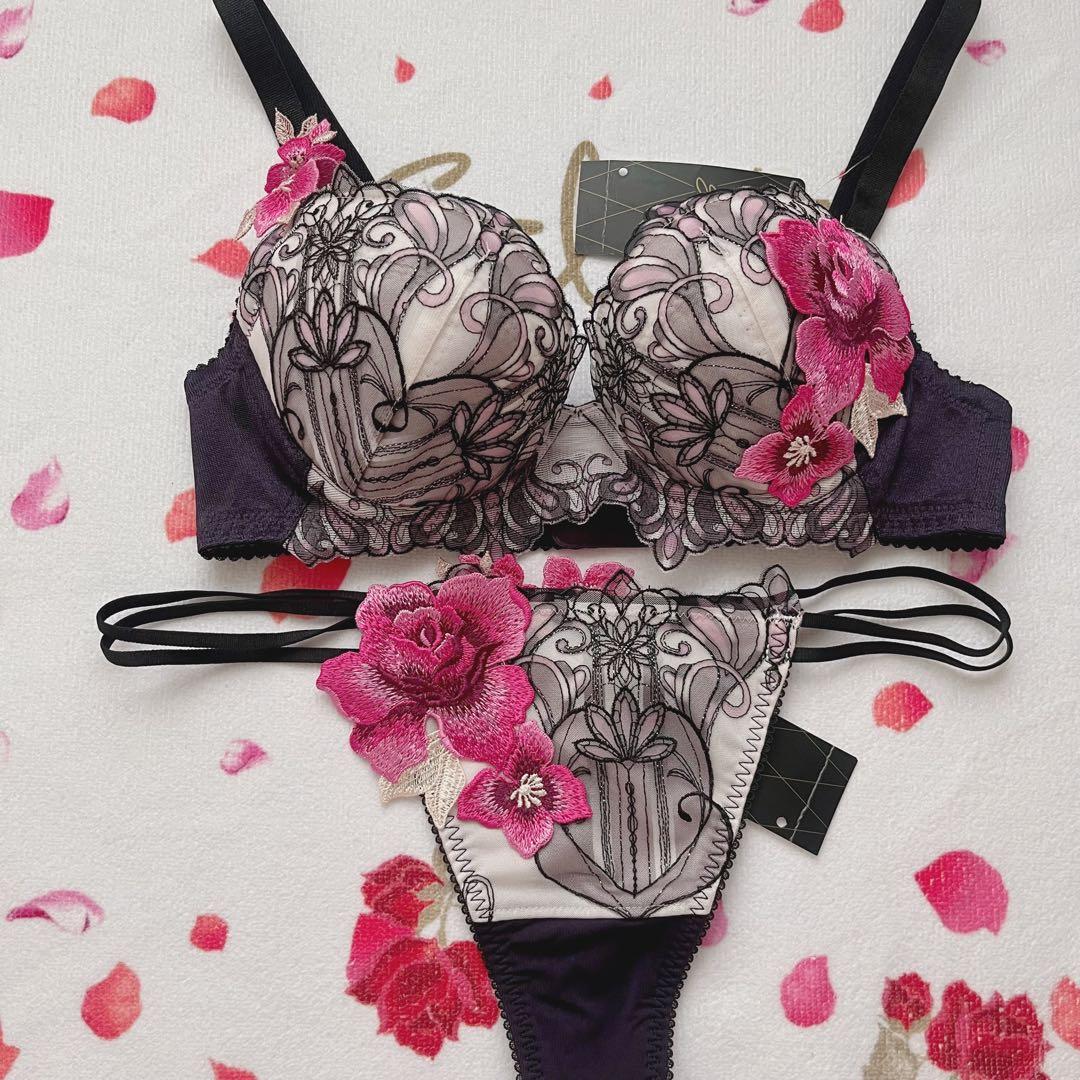 ワコール　サルート 61G サイケデリック　VI ブラ　ソング　M