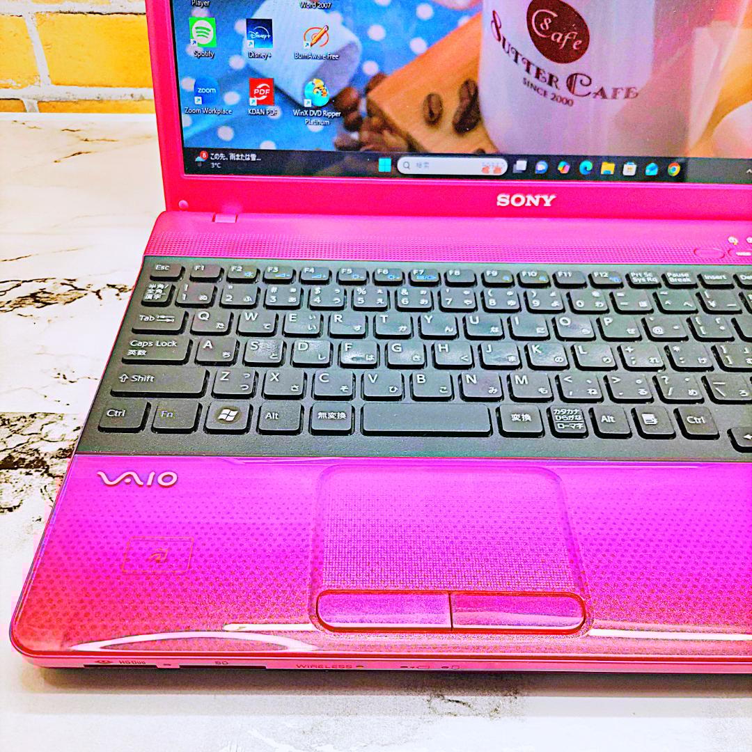 レアなピンク❤️ノートパソコン❣️Core-i5☘️爆速SSD✨Blu-ray✨