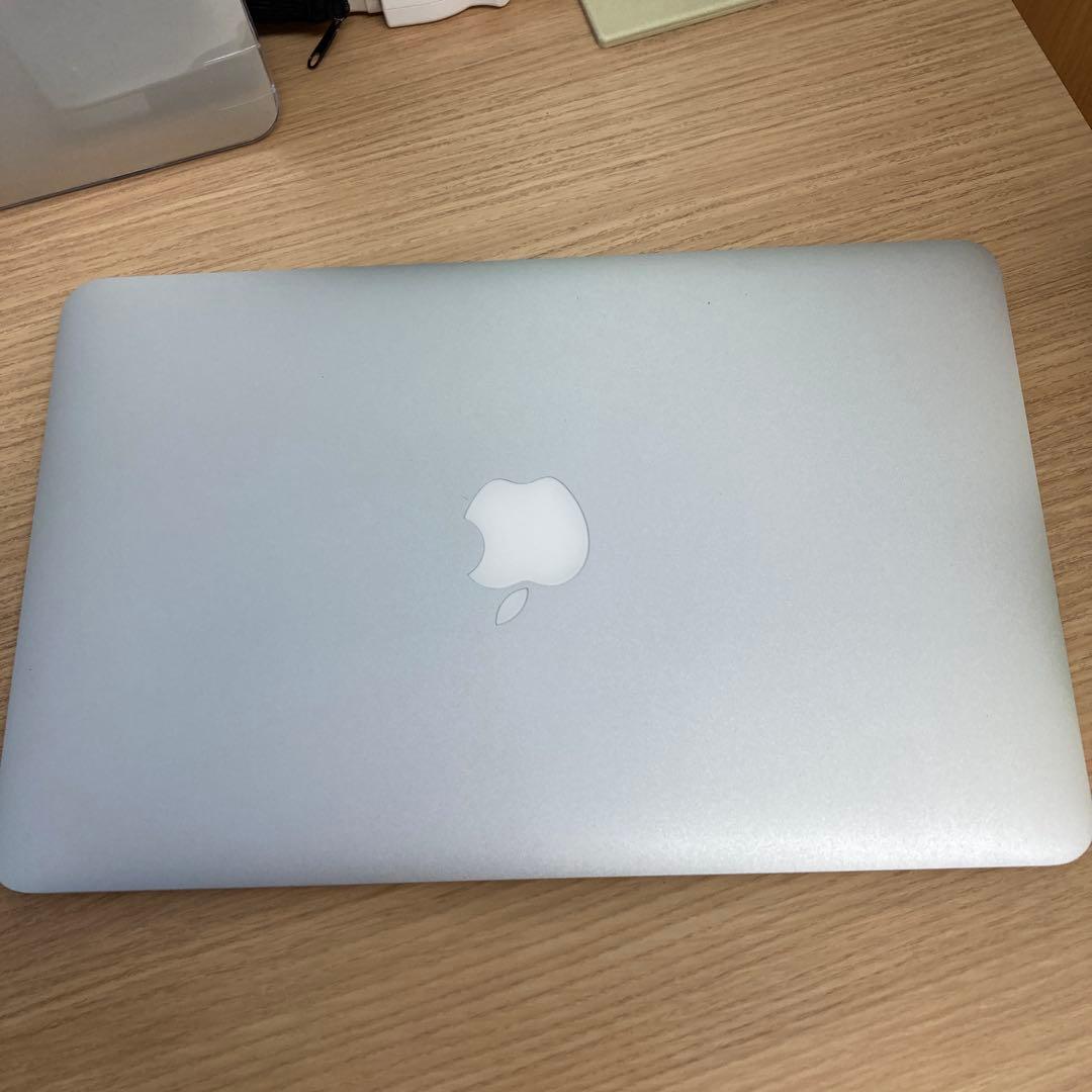 MacBook Air 11インチ Core i5 1.6GHz