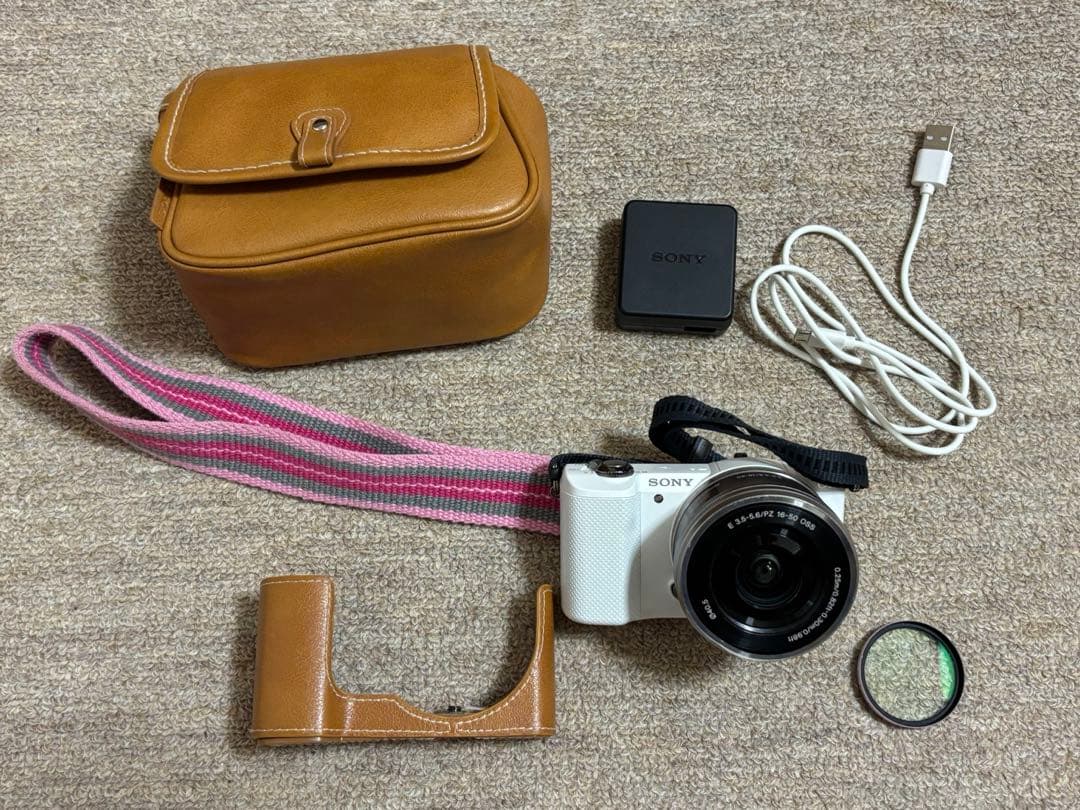 SONY ミラーレス　α5000