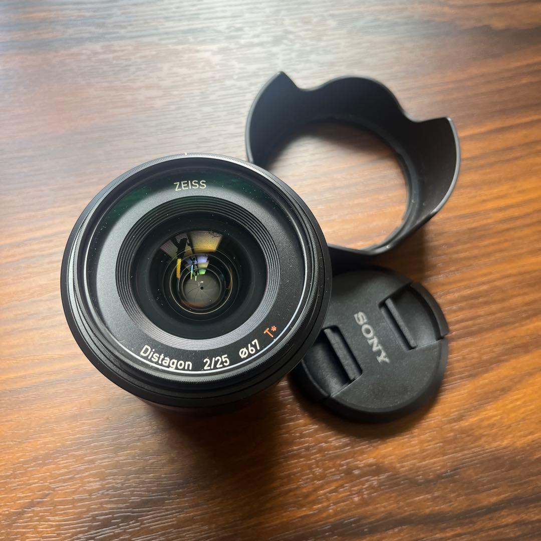 【おまけ付き】Carl Zeiss Batis 2/25 sony Eマウント