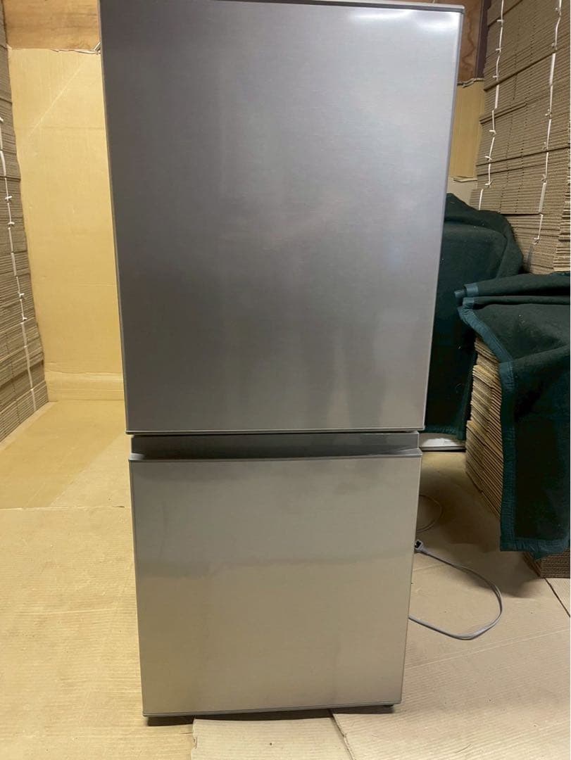 シルバー冷蔵庫 上部冷凍室 3段棚