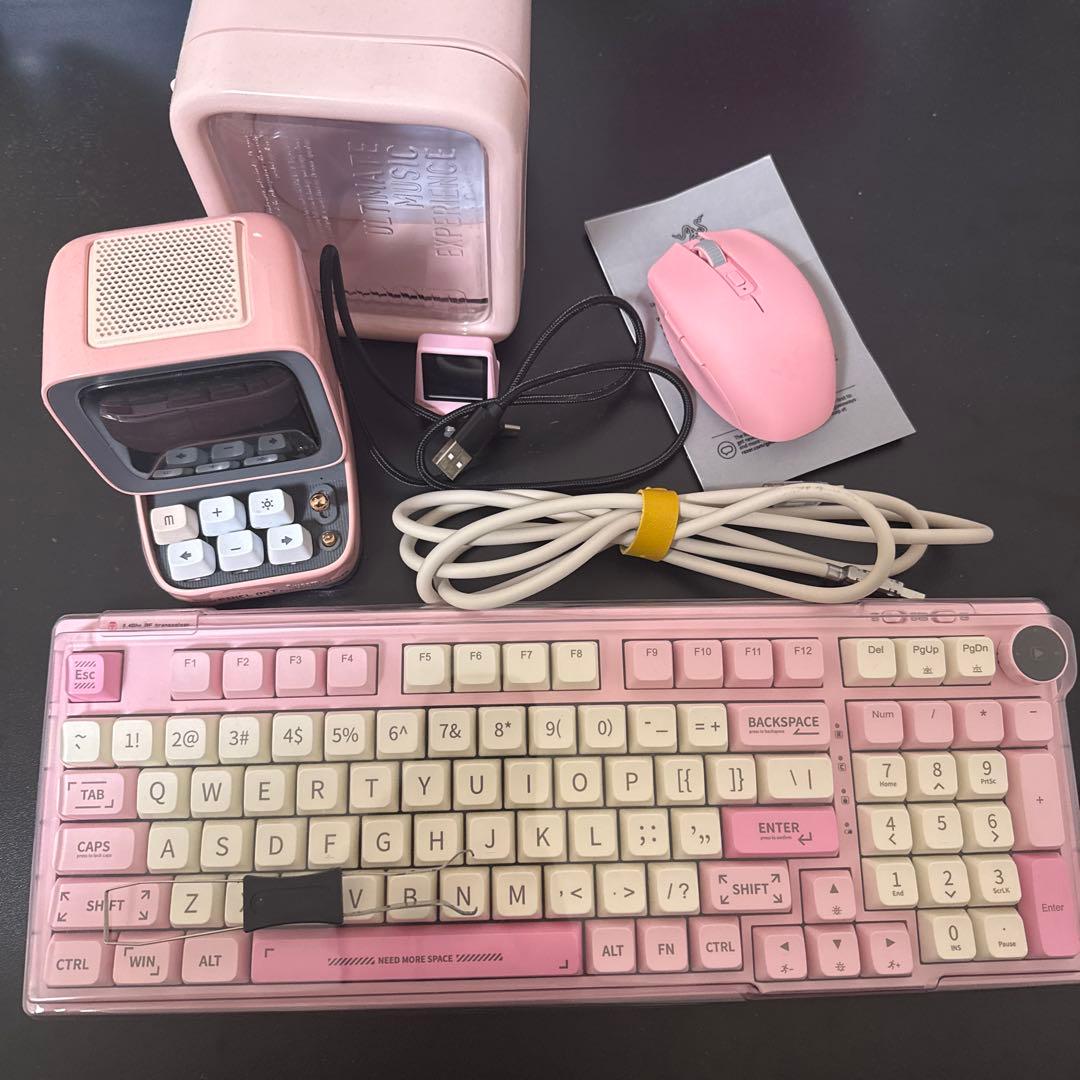 パソコン　キーボード　スピーカー　マウスセット　ピンク