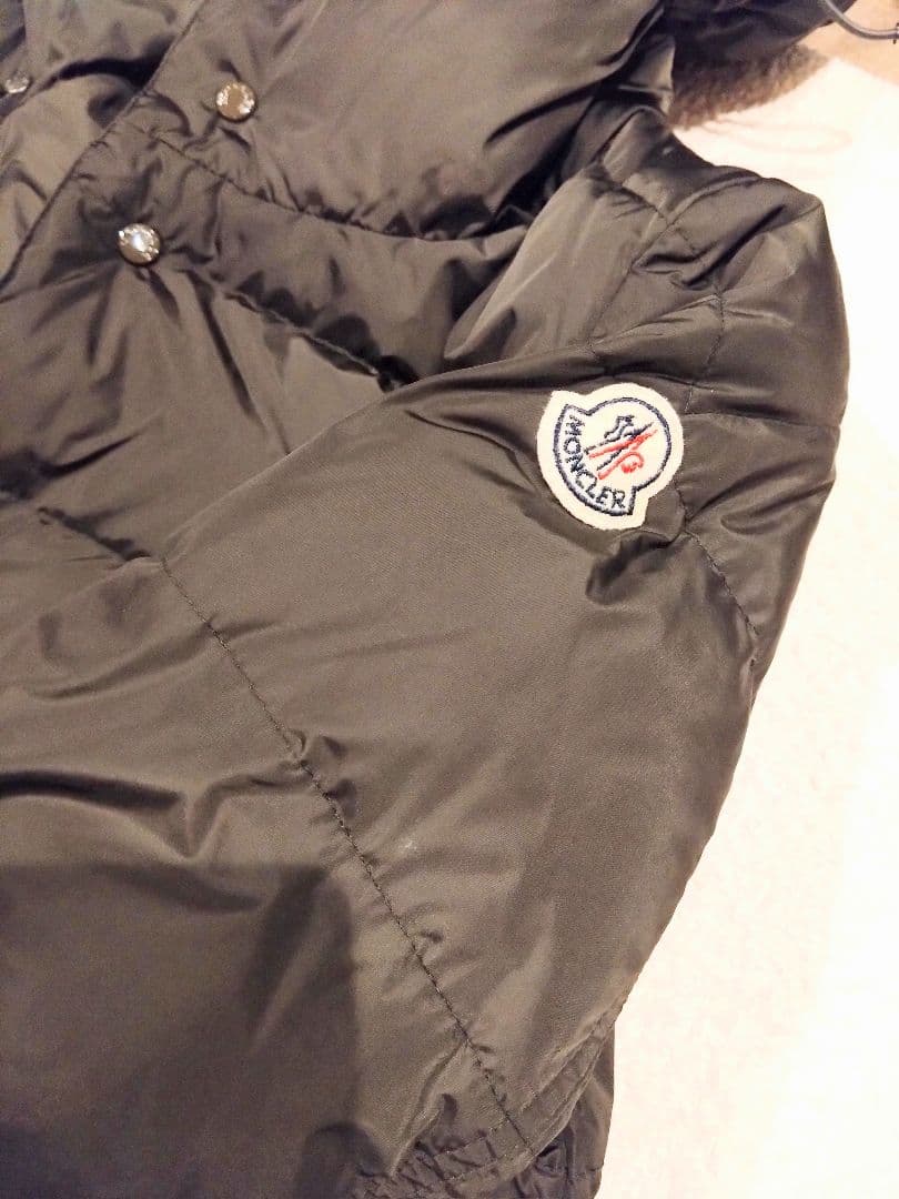MONCLER　モンクレール フリル　ダウンジャケット カーキ　サイズ0