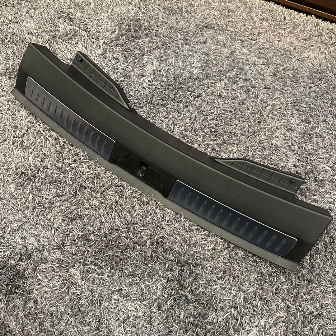 レンジローバー ヴェラール トランクパーツ VPLYS0456