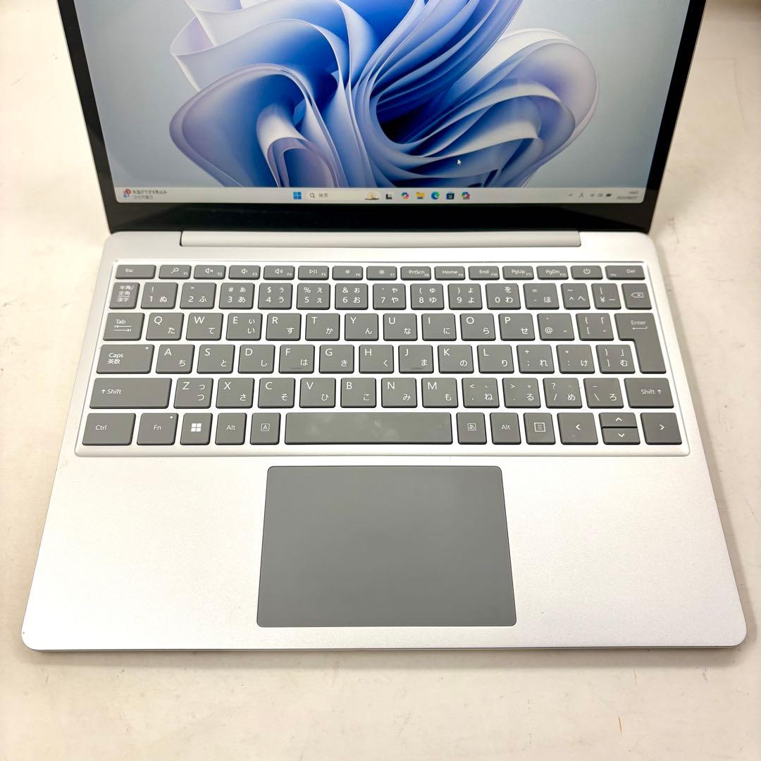 1台限定の特価品！Surface Laptop Go3 バッテリー良好！