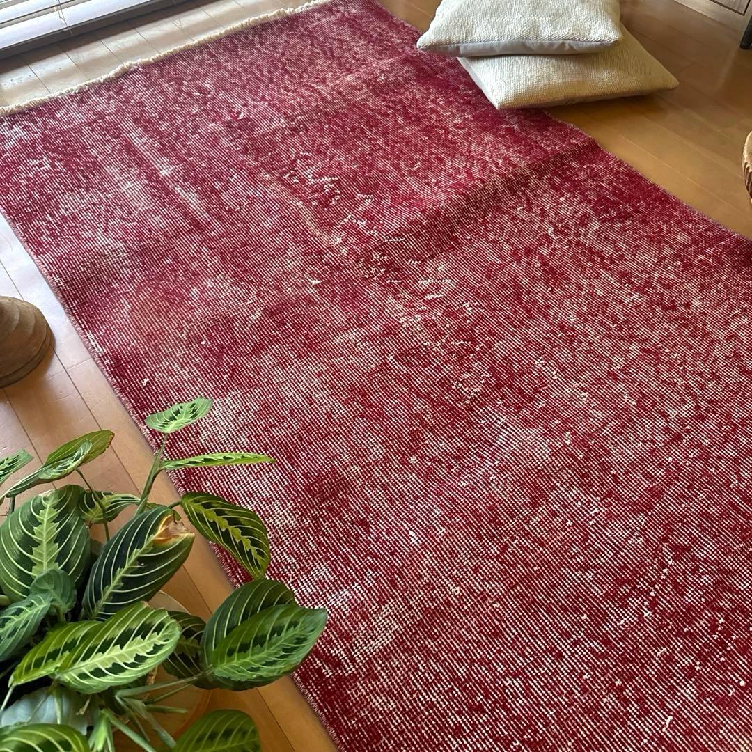 89×189こっくりと深みある赤　レッドワンカラーラグ　トルコヴィンテージラグ