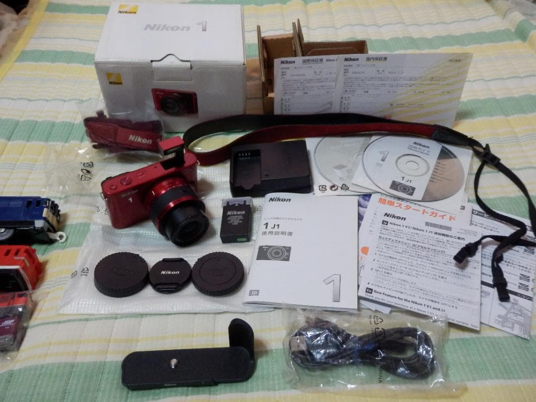 ⭕️動作品❤️完品❤️ニコン1 赤 J1★ミラーレス一眼❌除外GR-N2000等