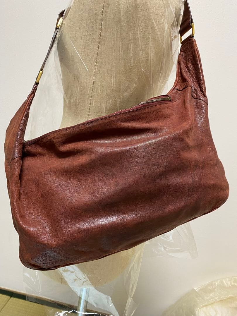 ブルネロ　クチネリ　ボディバッグ